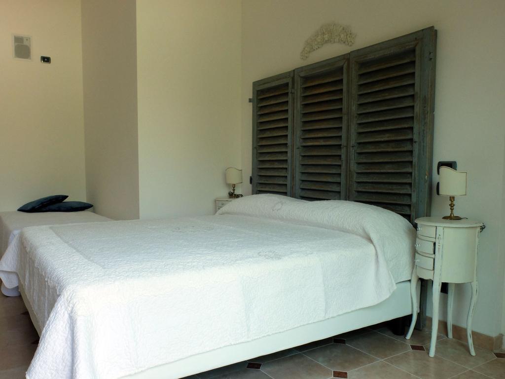 Bed and Breakfast Garda & Golf Caprino Veronese Zimmer foto