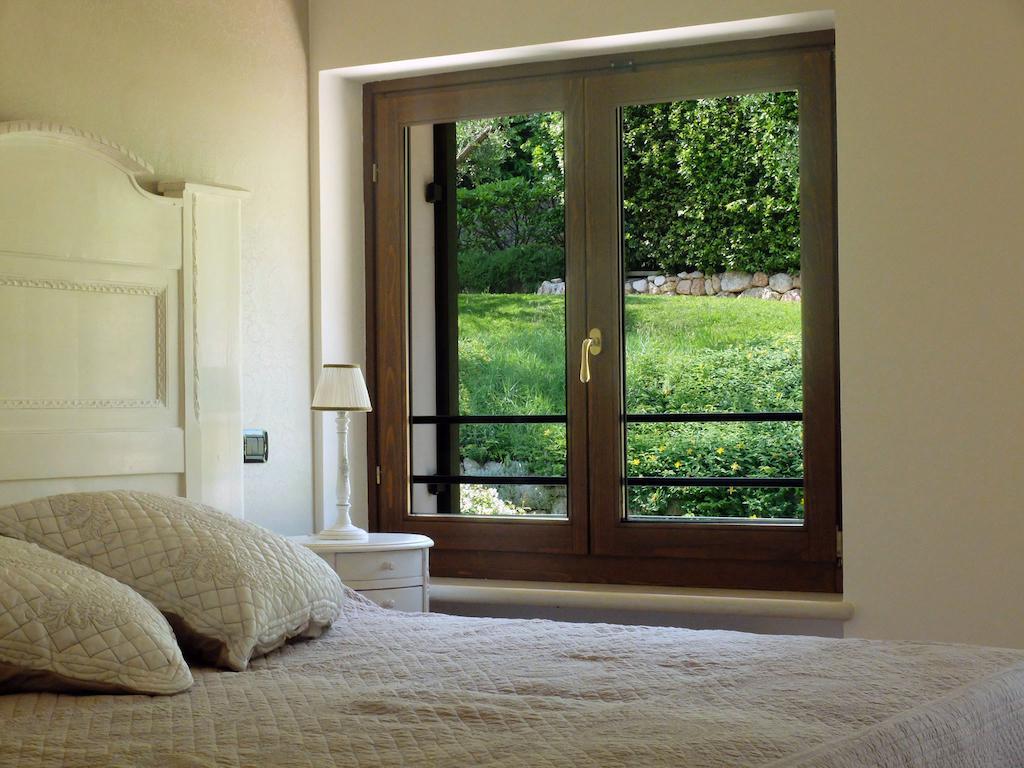 Bed and Breakfast Garda & Golf Caprino Veronese Zimmer foto