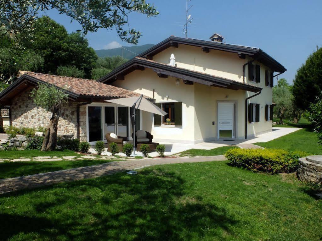 Bed and Breakfast Garda & Golf Caprino Veronese Exterior foto